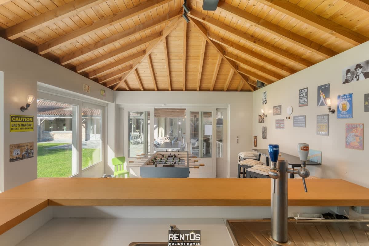Villa hoge duin - Spacious luxury villa with large garden