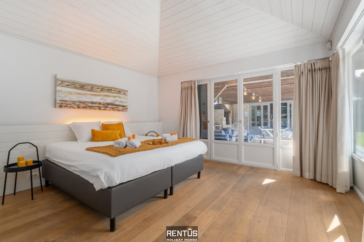Villa hoge duin - Spacious luxury villa with large garden